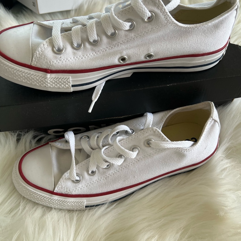 White converse